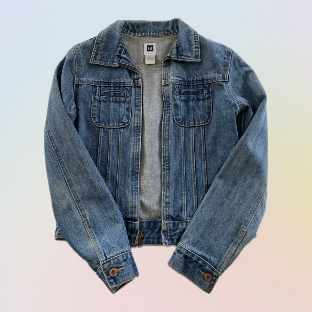 ❌ SOLD ❌ VTG - GAP FACTORY - Denim Jacket with Ribbed Detail